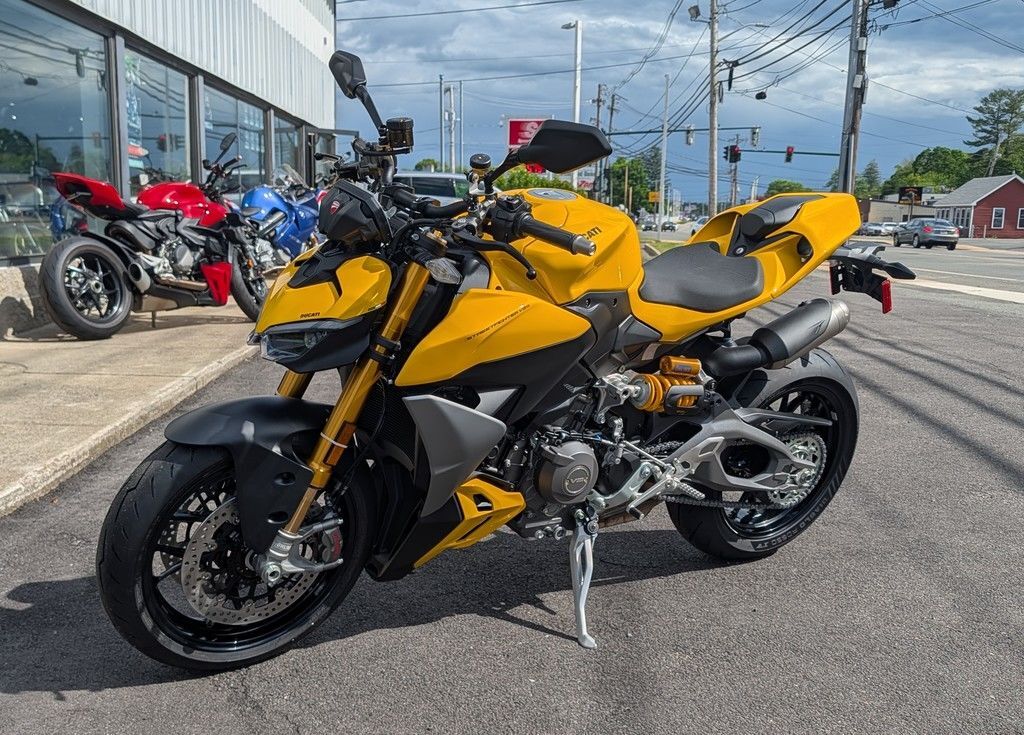 2026 Ducati Streetfighter V2 S Ducati Yellow V2 S in Brockton, MA