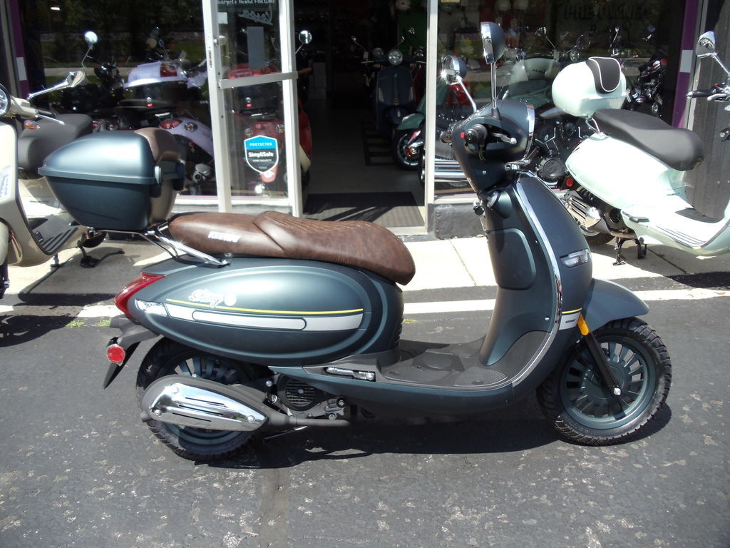 2026 Scootstar RetroStar 50 50 in Arlington Heights, IL