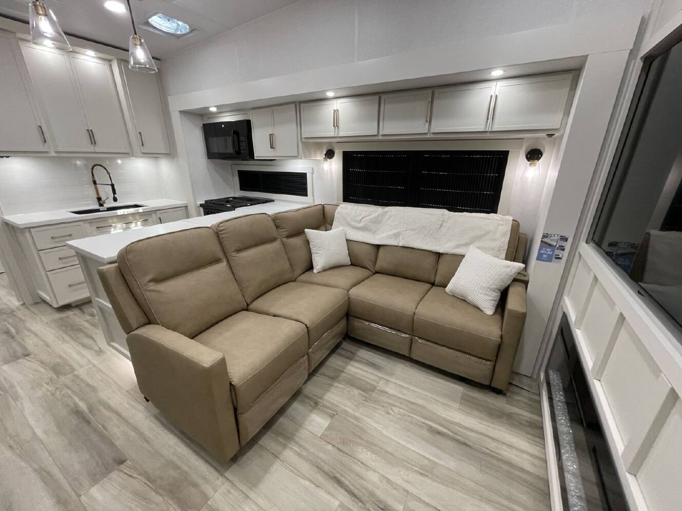 A photo of this 2027 Brinkley Rv MODEL Z 3210