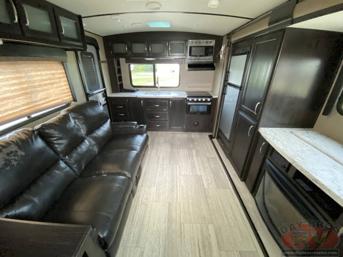 A photo of this 2018 Grand Design Imagine 2250RK