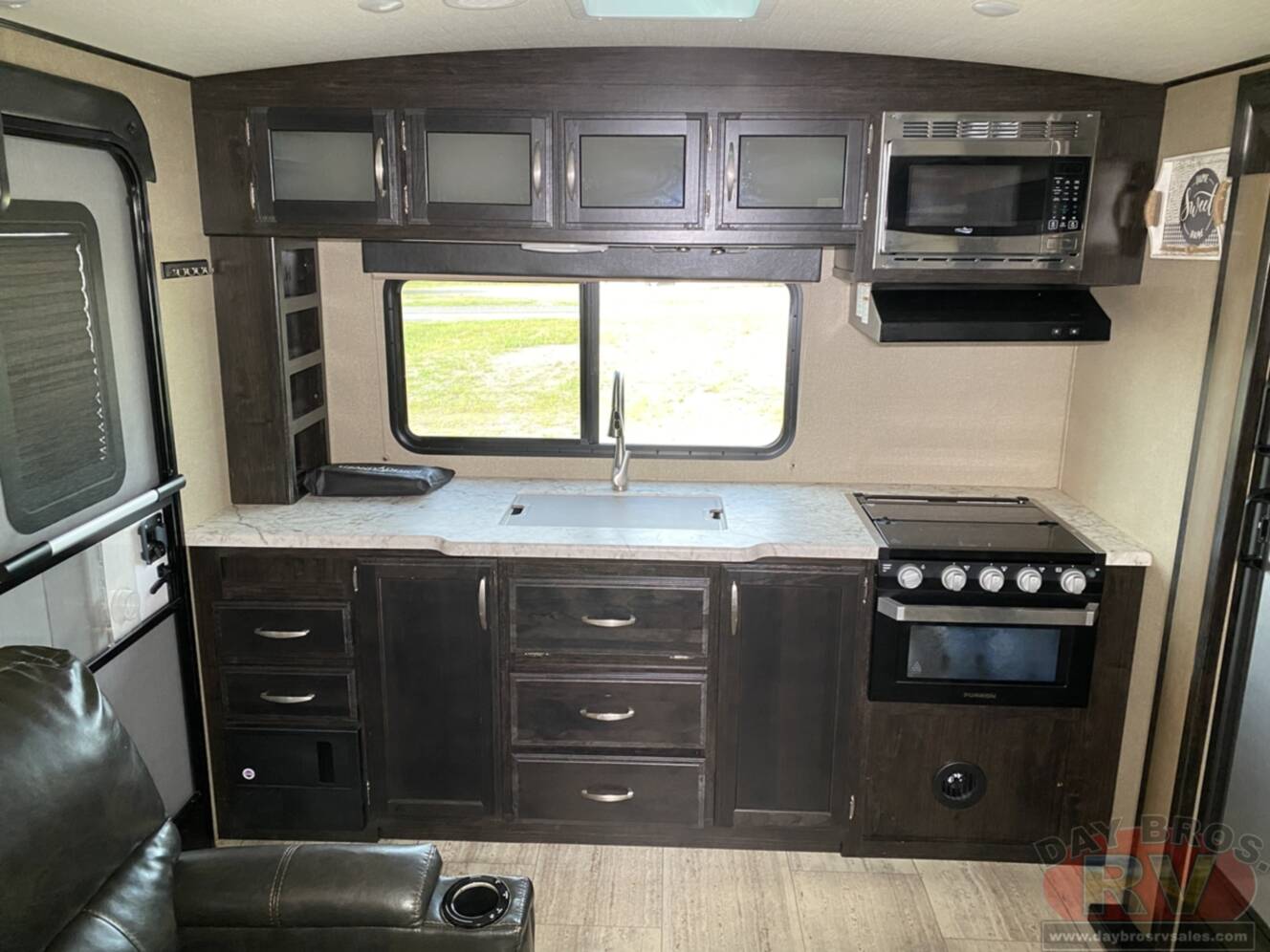 A photo of this 2018 Grand Design Imagine 2250RK