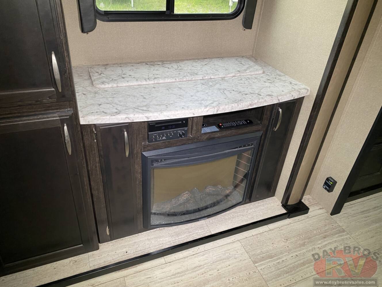 A photo of this 2018 Grand Design Imagine 2250RK