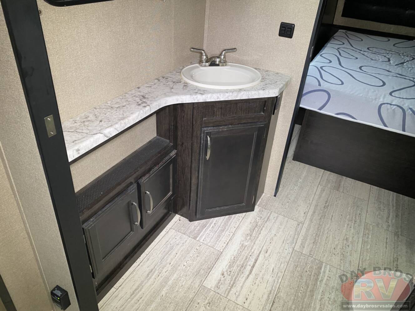 A photo of this 2018 Grand Design Imagine 2250RK
