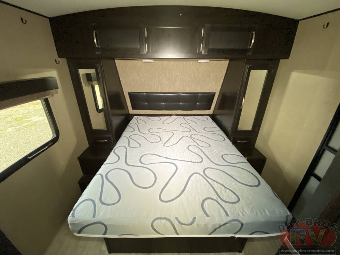 A photo of this 2018 Grand Design Imagine 2250RK