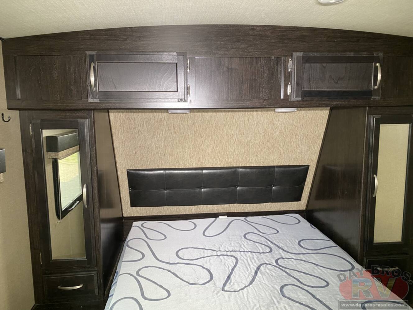 A photo of this 2018 Grand Design Imagine 2250RK