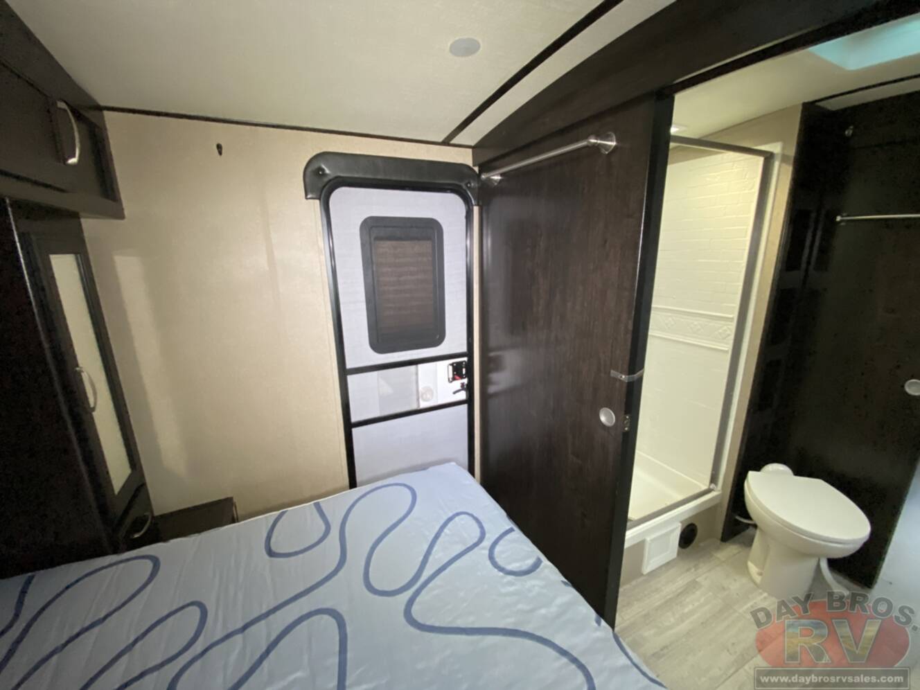 A photo of this 2018 Grand Design Imagine 2250RK