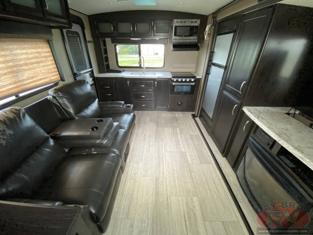 A photo of this 2018 Grand Design Imagine 2250RK