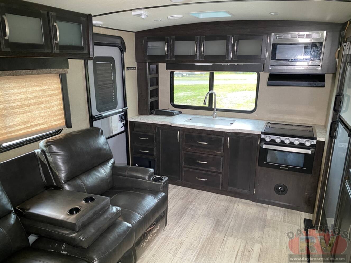 A photo of this 2018 Grand Design Imagine 2250RK
