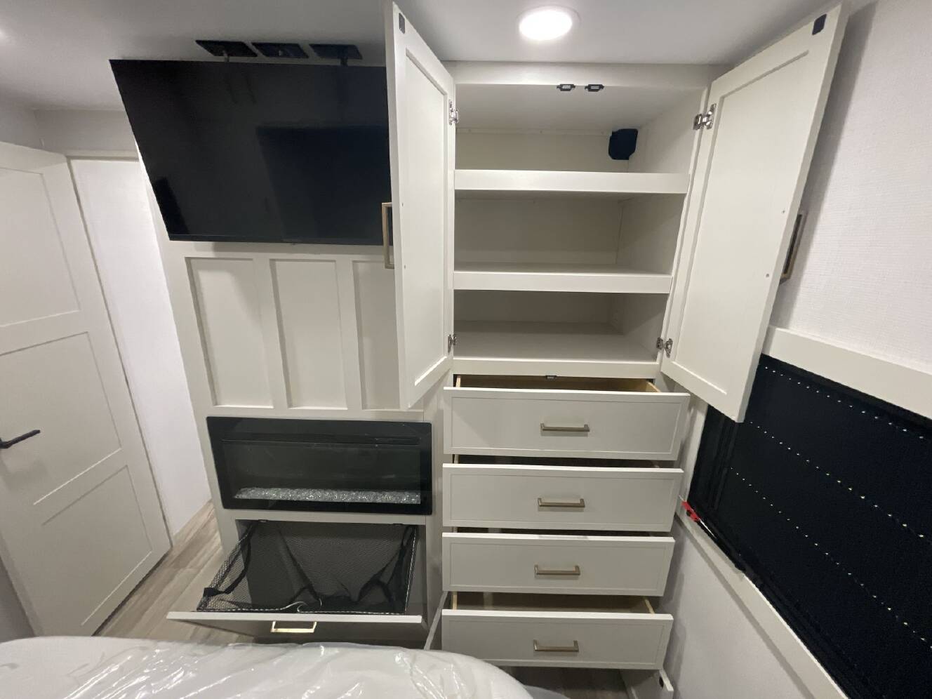 A photo of this 2027 Brinkley Rv MODEL Z AIR 297