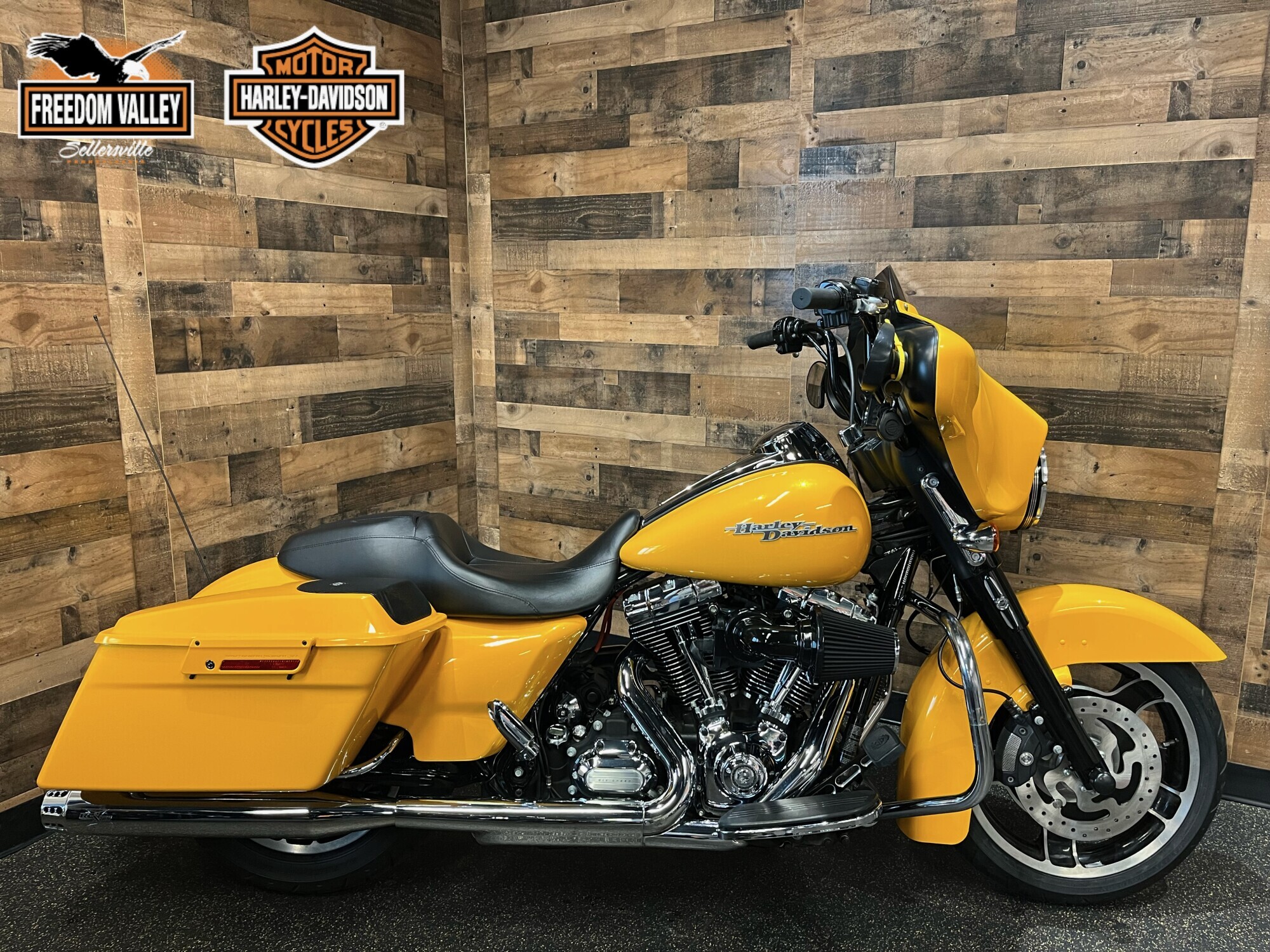 2013 Harley-Davidson Street Glide in Sellersville, PA