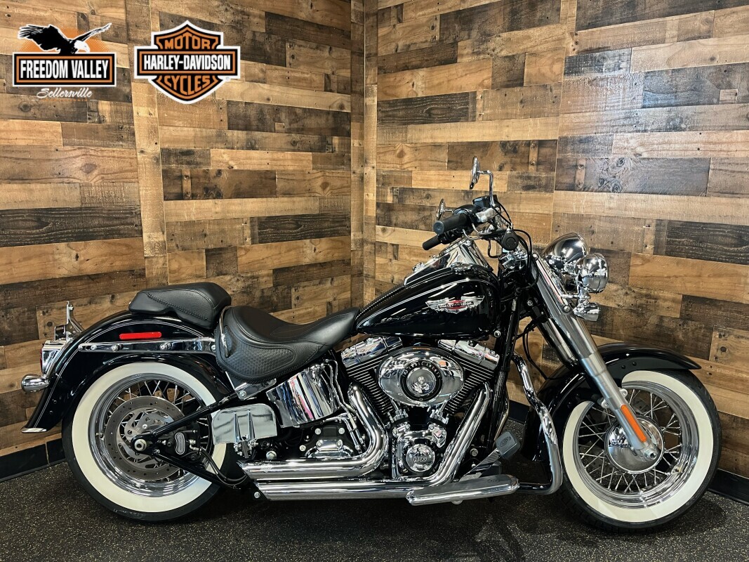 2015 Harley-Davidson Softail Deluxe DELUXE in Sellersville, PA