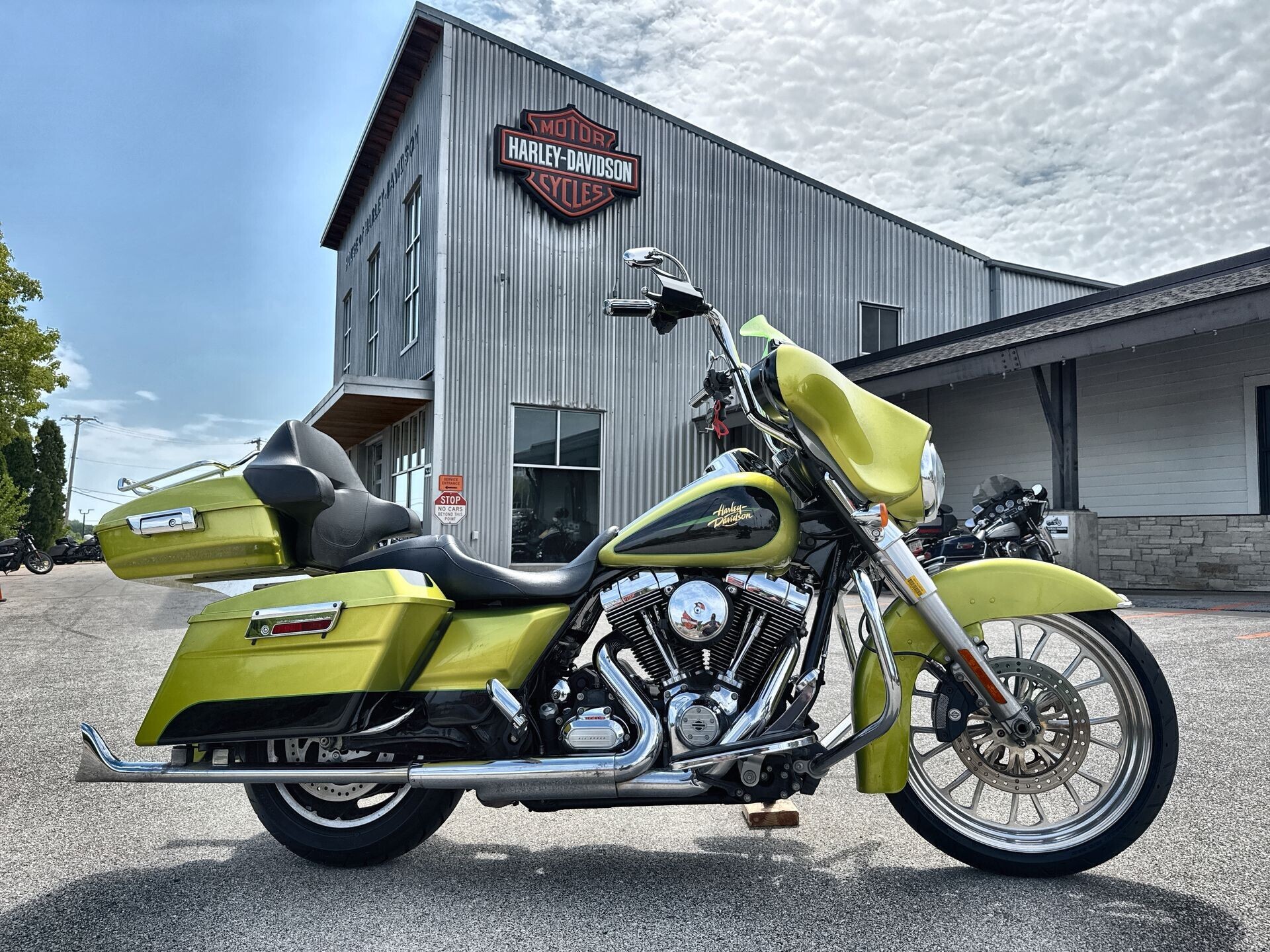 2011 Harley-Davidson Street Glide in Milwaukee, WI