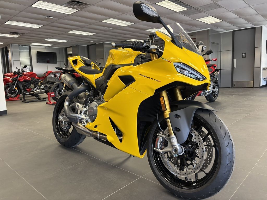 2027 Ducati Panigale V2 S Ducati Yellow V2 S in San Antonio, TX