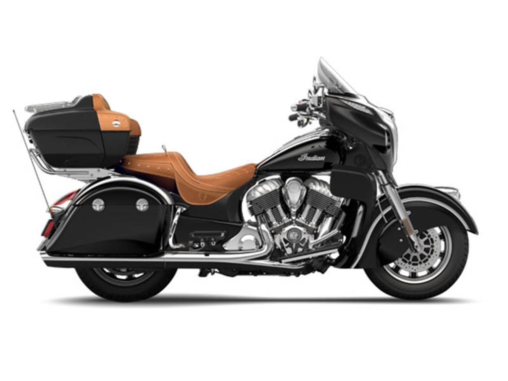 2015 Indian Motorcycle® Roadmaster Thunder Black in Elyria, OH