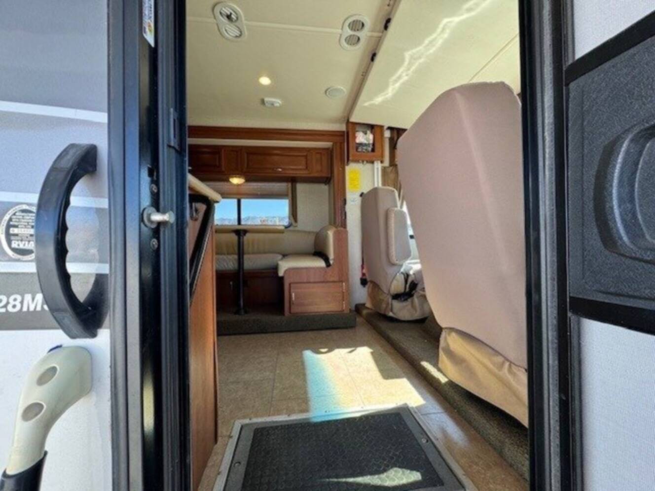 A photo of this 2016 Fleetwood STORM 28MS