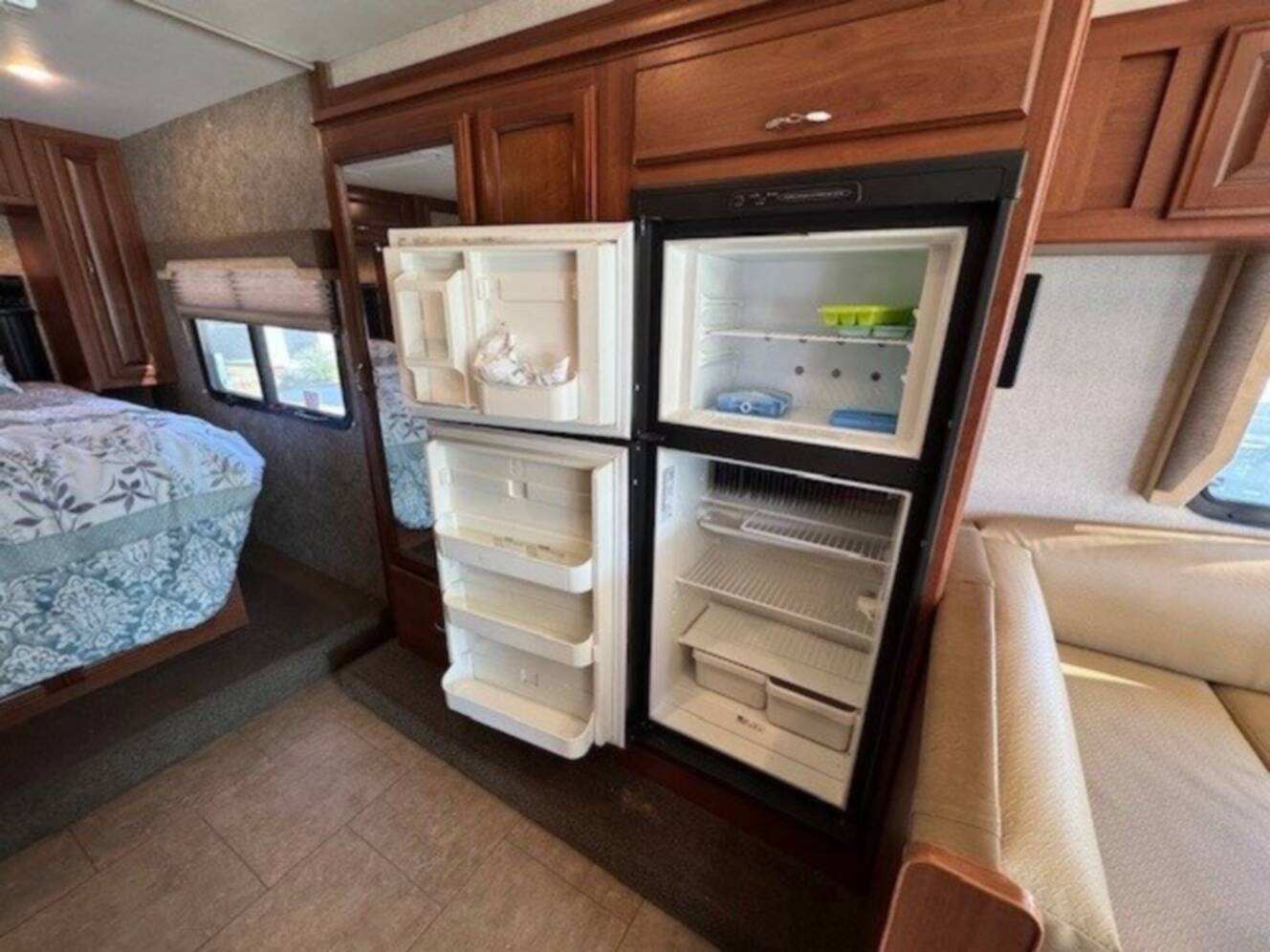 A photo of this 2016 Fleetwood STORM 28MS