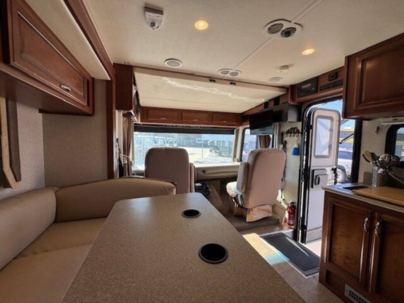 A photo of this 2016 Fleetwood STORM 28MS