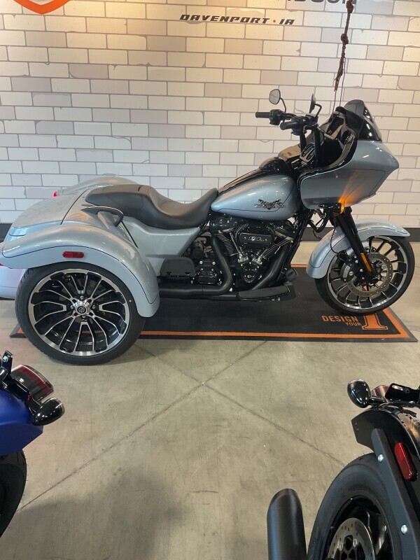 2024 Harley-Davidson Road Glide 3 3 in Winterville, NC