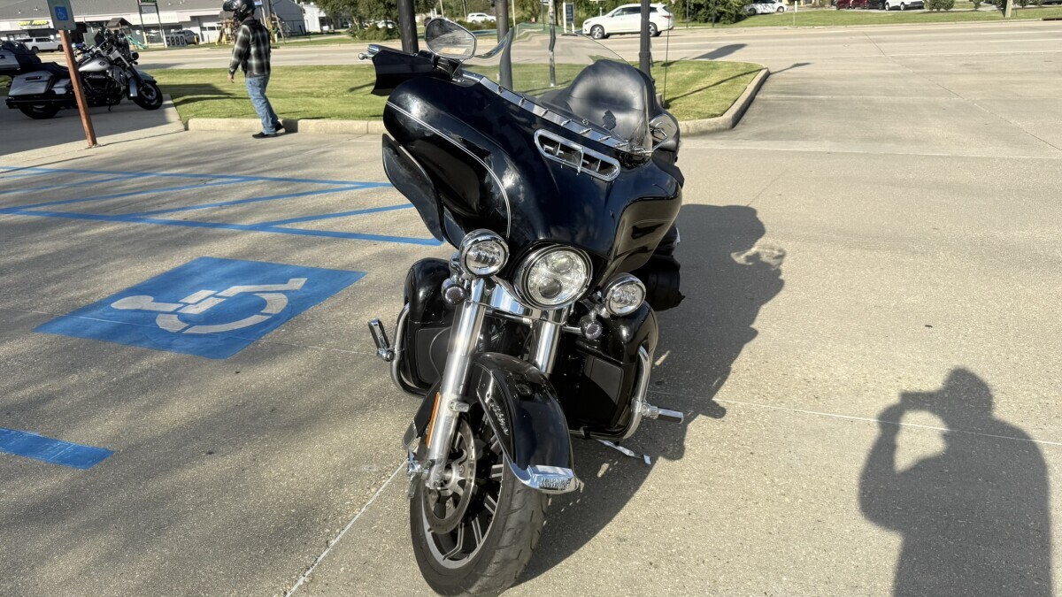 2017 Harley-Davidson Electra Glide Ultra Classic ULTRA CLASSIC FLHTCU in Winterville, NC