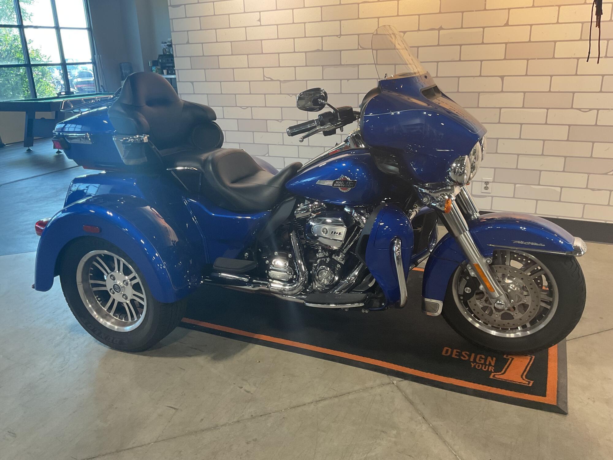 2024 Harley-Davidson Tri Glide Ultra ULTRA CLASSIC in Winterville, NC