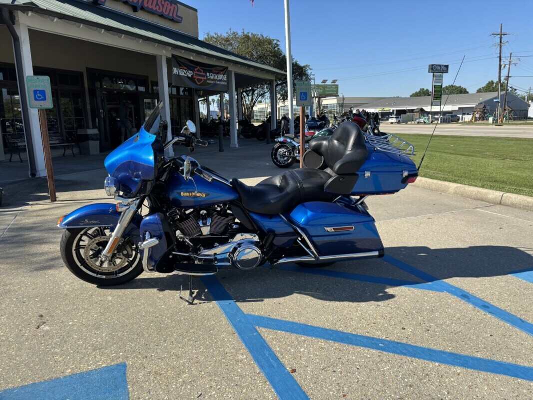2017 Harley-Davidson Ultra Limited Low ULTRA LIMITED LOW in Winterville, NC