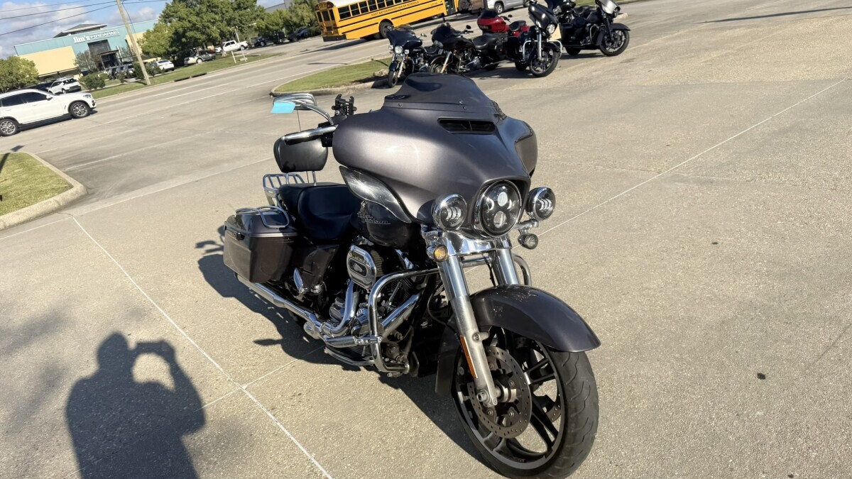 2014 Harley-Davidson Street Glide in Winterville, NC