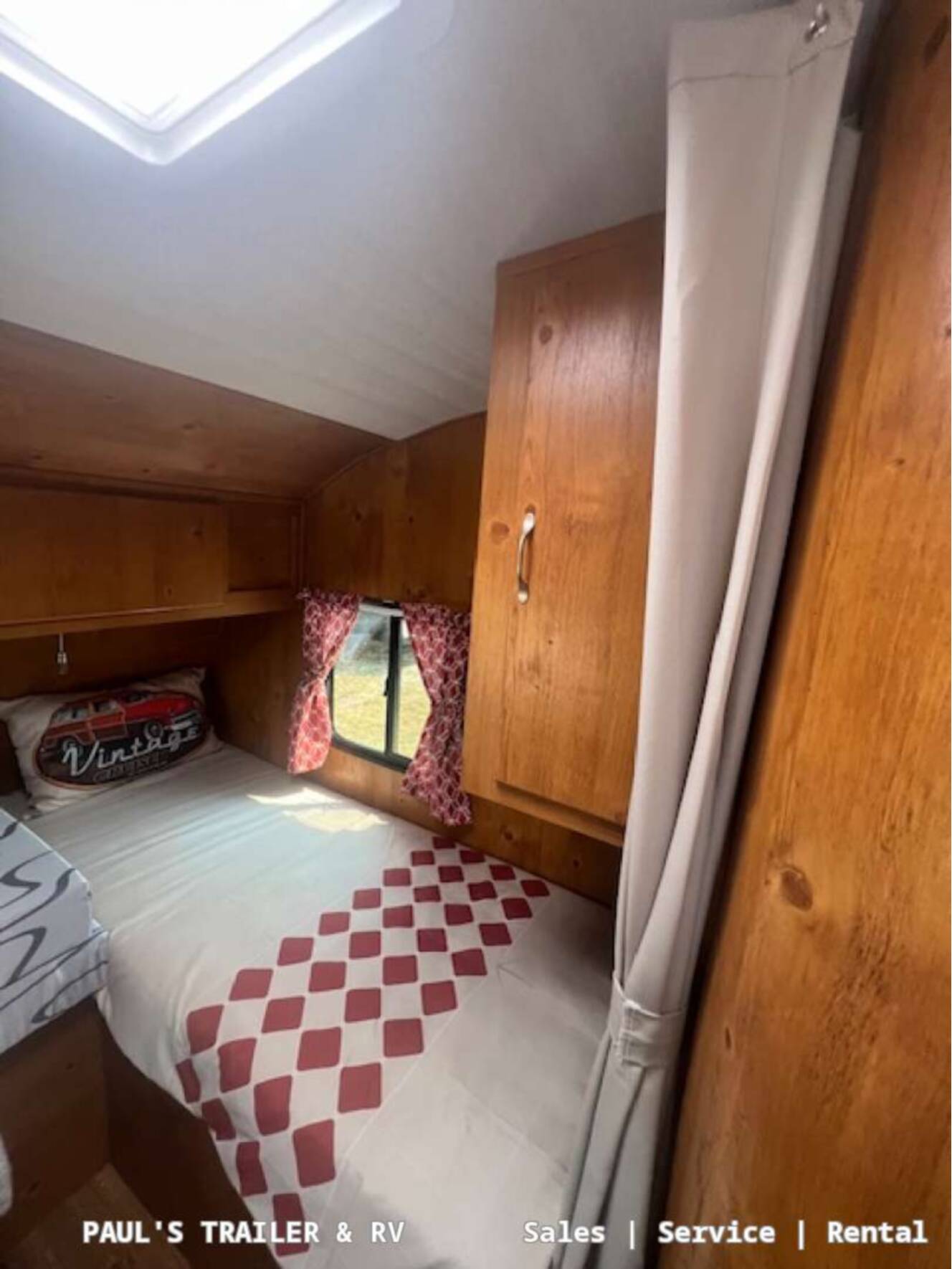 A photo of this 2027 Gulf Stream Vintage Cruiser 23TWS