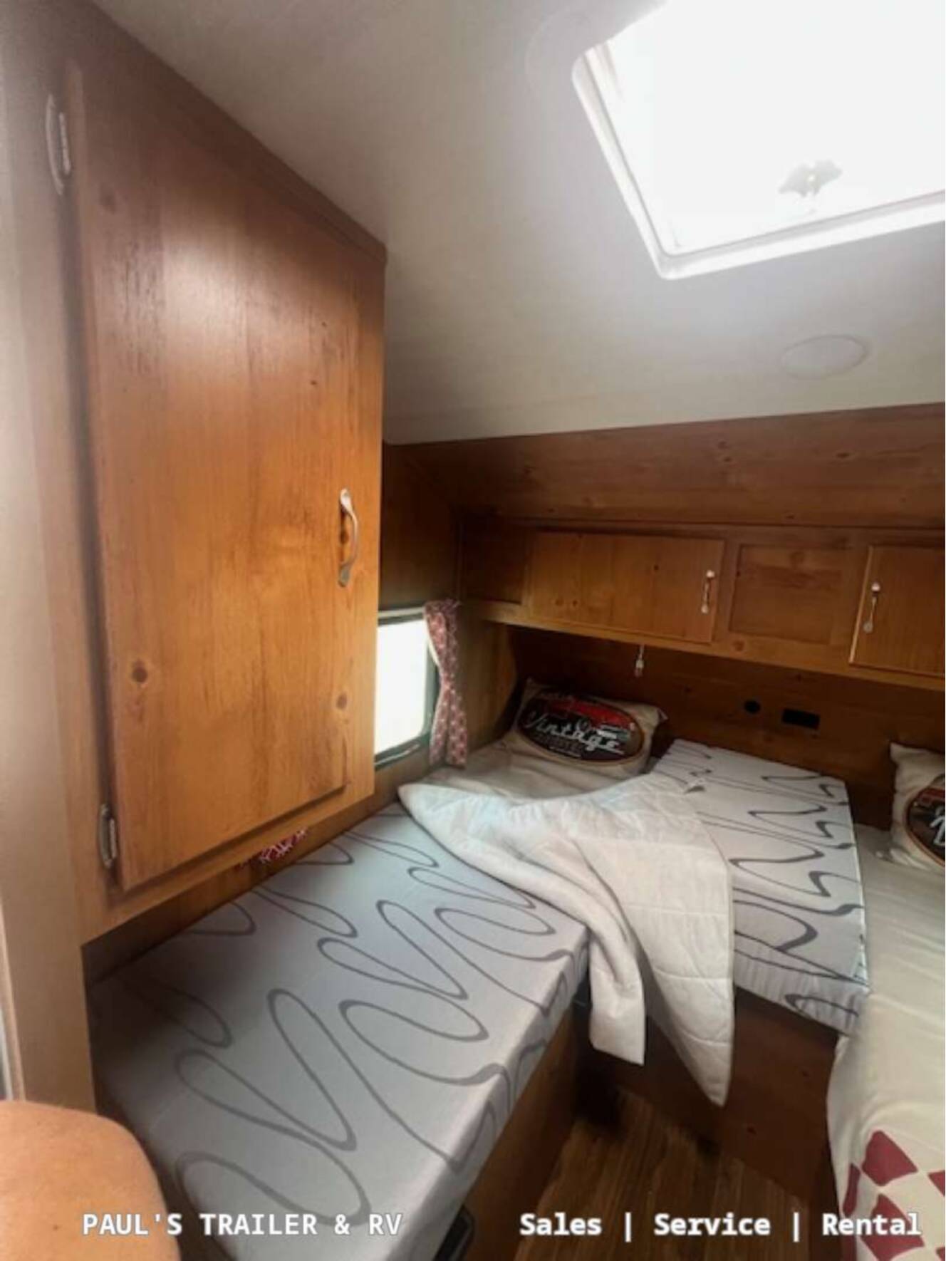 A photo of this 2027 Gulf Stream Vintage Cruiser 23TWS