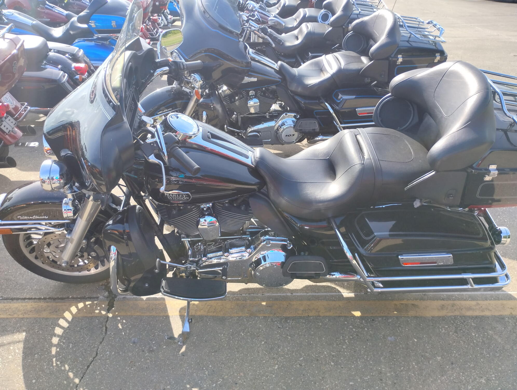 2010 Harley-Davidson Electra Glide Ultra Classic ULTRA CLASSIC FLHTCU in Winterville, NC