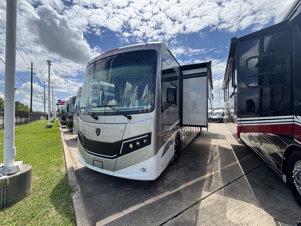2026 Thor Motor Coach PALAZZO GT 37.4 in spring TX