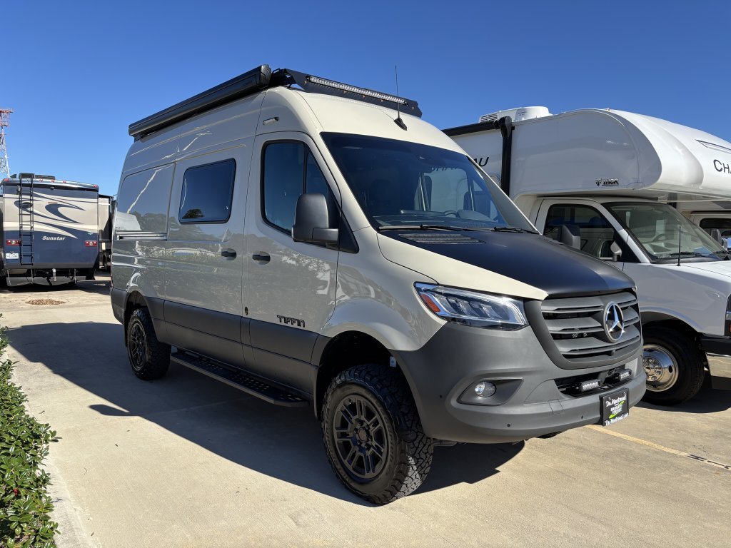 2026 Tiffin Motor Homes GH1 19AV BASE in spring TX