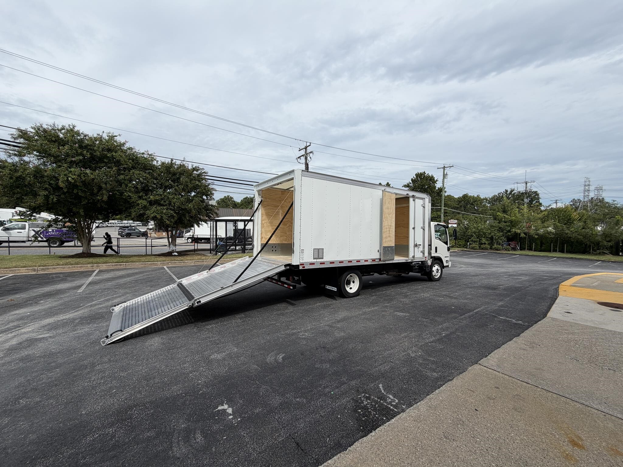 2025 ISUZU NRR in Glen Burnie, MD