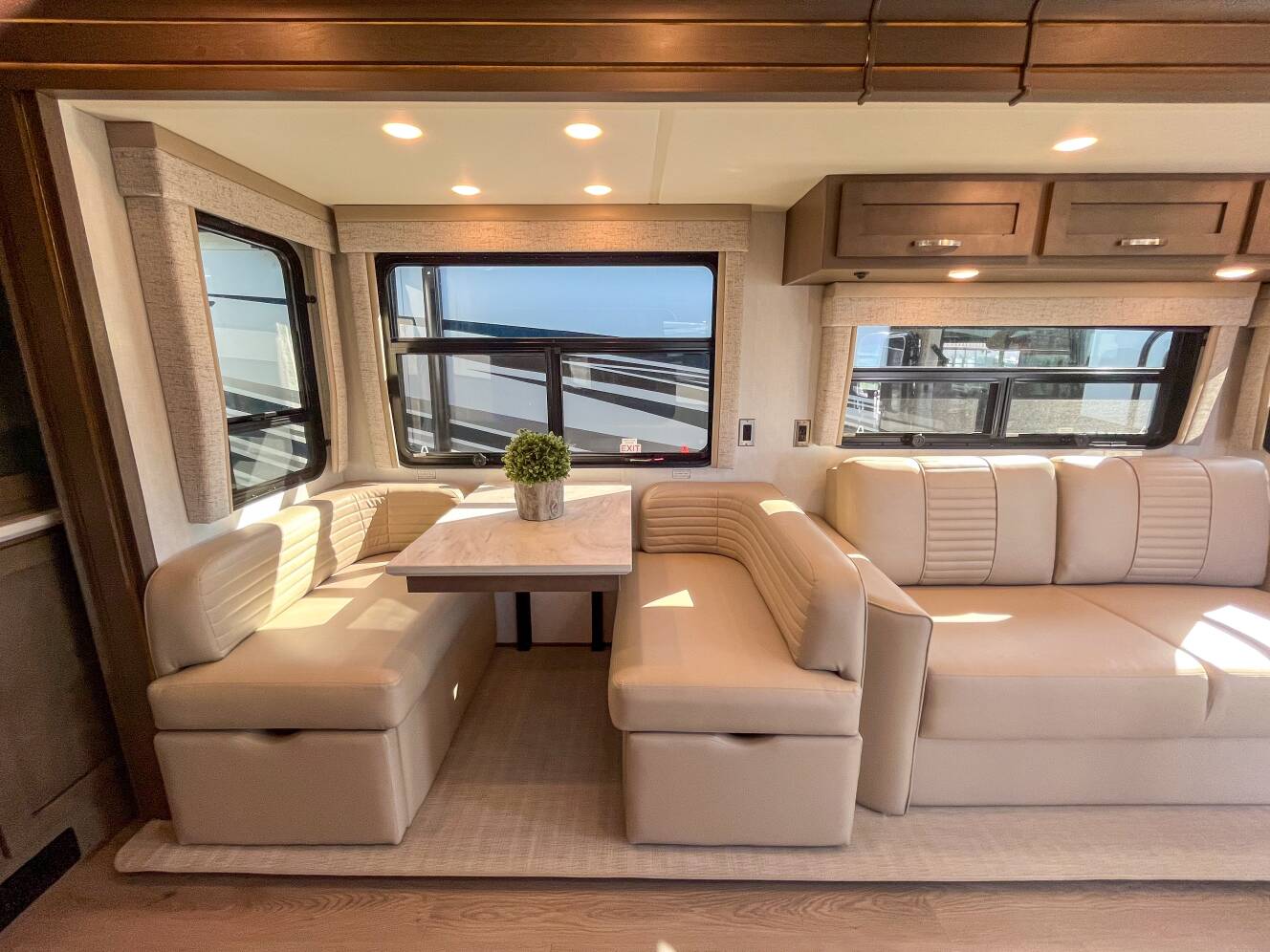 A photo of this 2026 Newmar Bay Star 3626