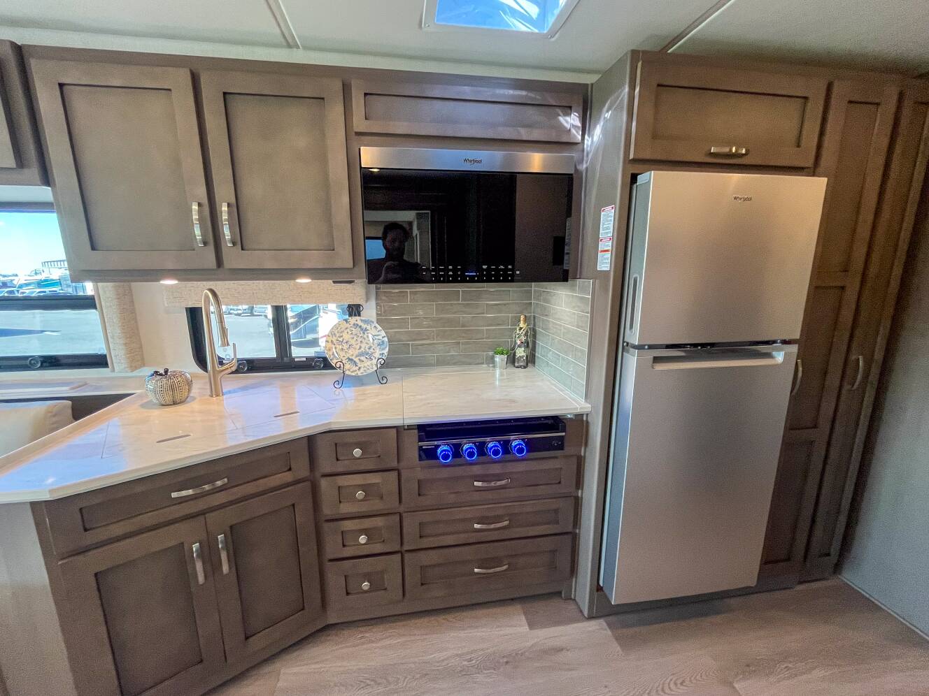 A photo of this 2026 Newmar Bay Star 3626