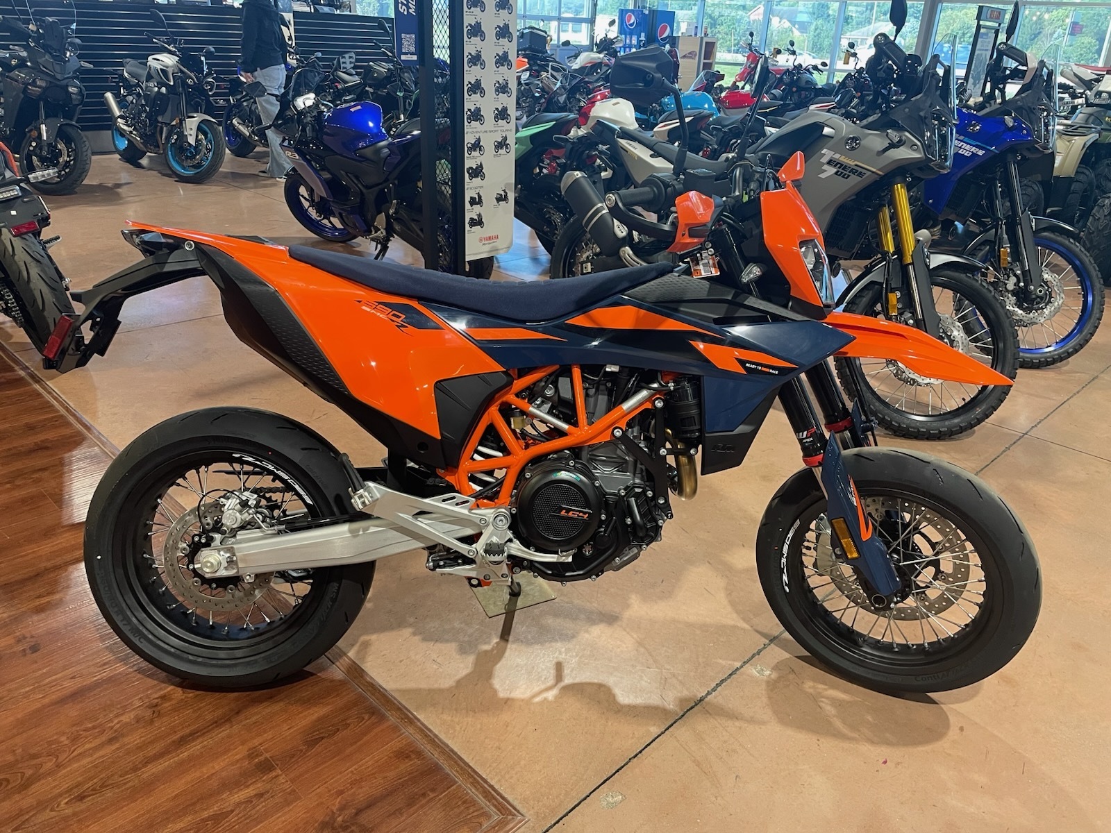 2026 KTM 690 SMC R ENDURO R in Walton, KY