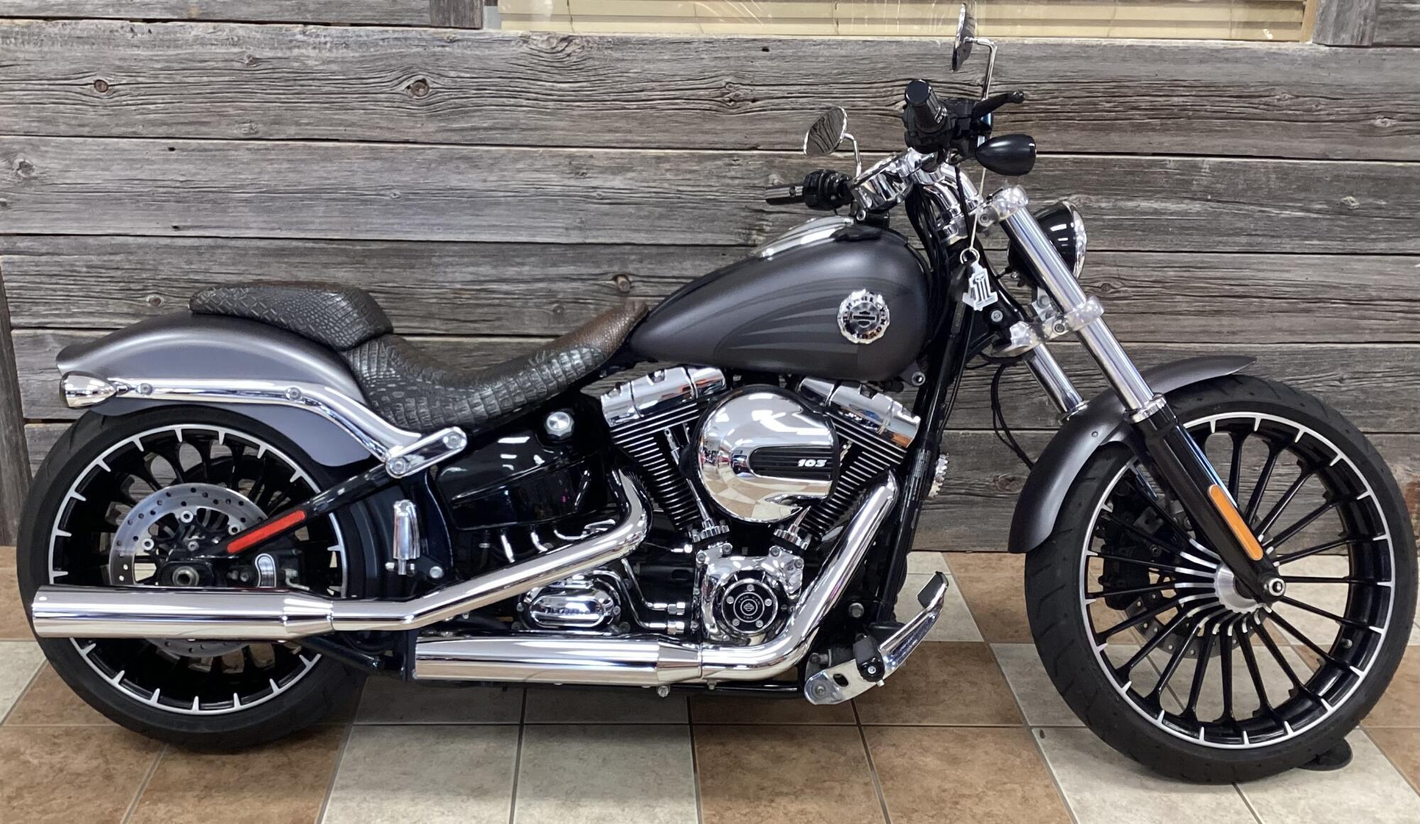 2017 Harley-Davidson Breakout in Bonduel, WI