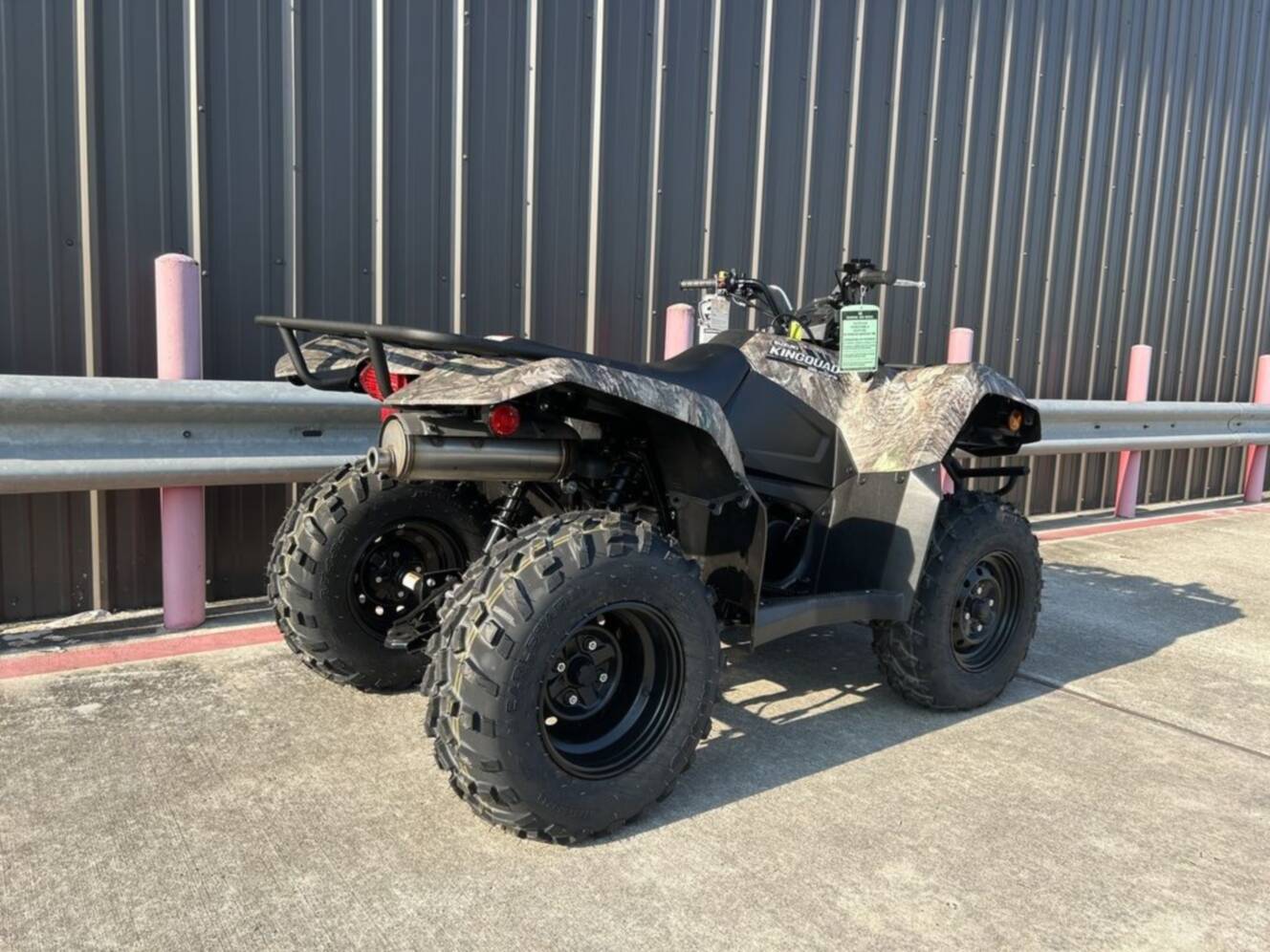 A photo of this 2025 Suzuki KingQuad 400 FSi