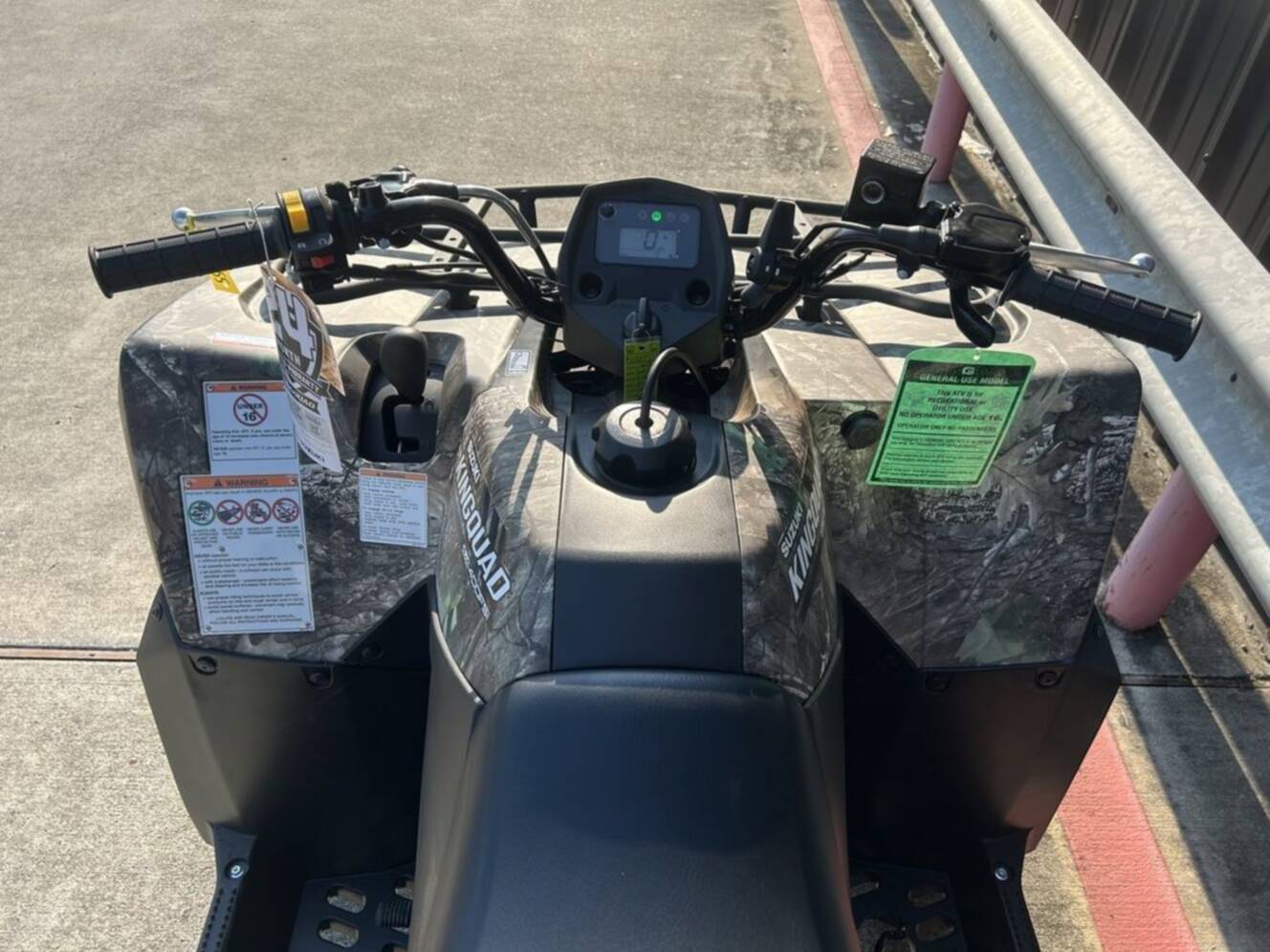 A photo of this 2025 Suzuki KingQuad 400 FSi