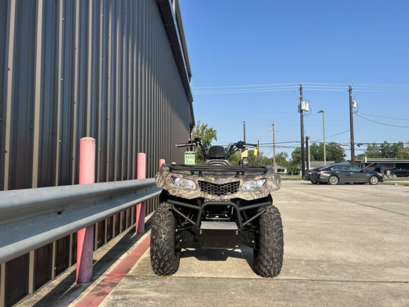 A photo of this 2025 Suzuki KingQuad 400 FSi