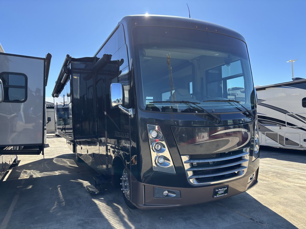 2019 Thor Motor Coach MIRAMAR 35.2 in spring TX