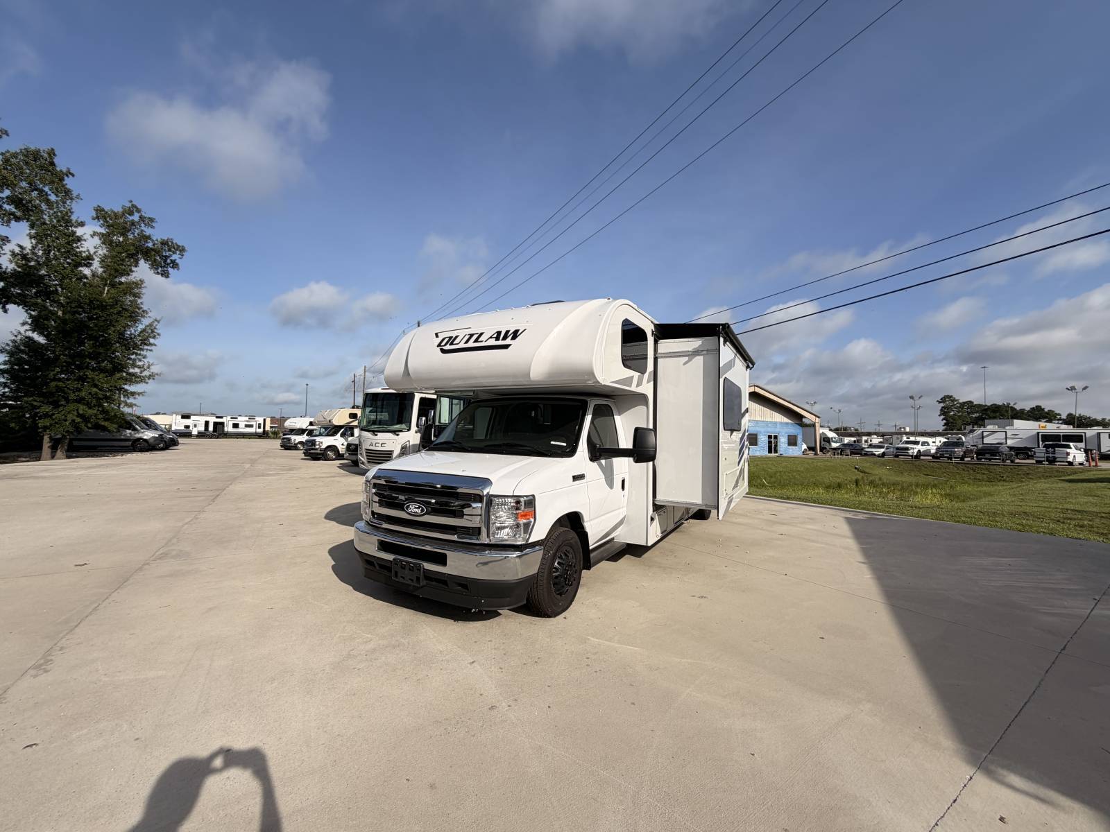 2026 Thor Motor Coach Outlaw 29T in conroe TX