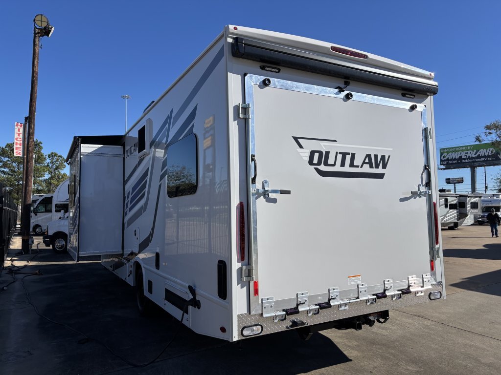 2026 Thor Motor Coach Outlaw 29T in conroe TX