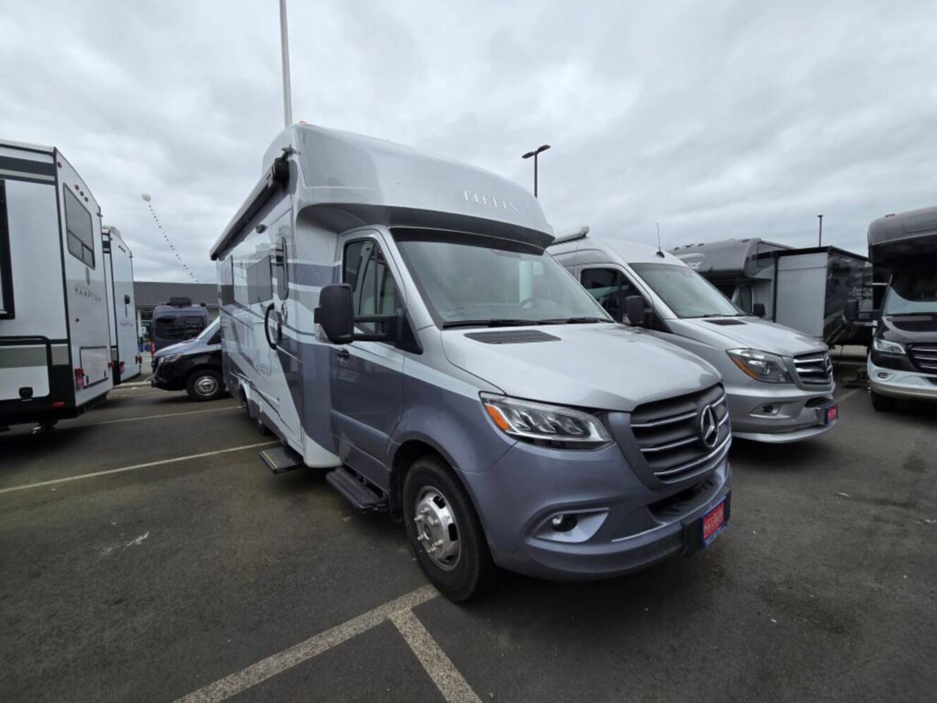 A photo of this 2026 Tiffin Motorhomes Wayfarer 25XLW