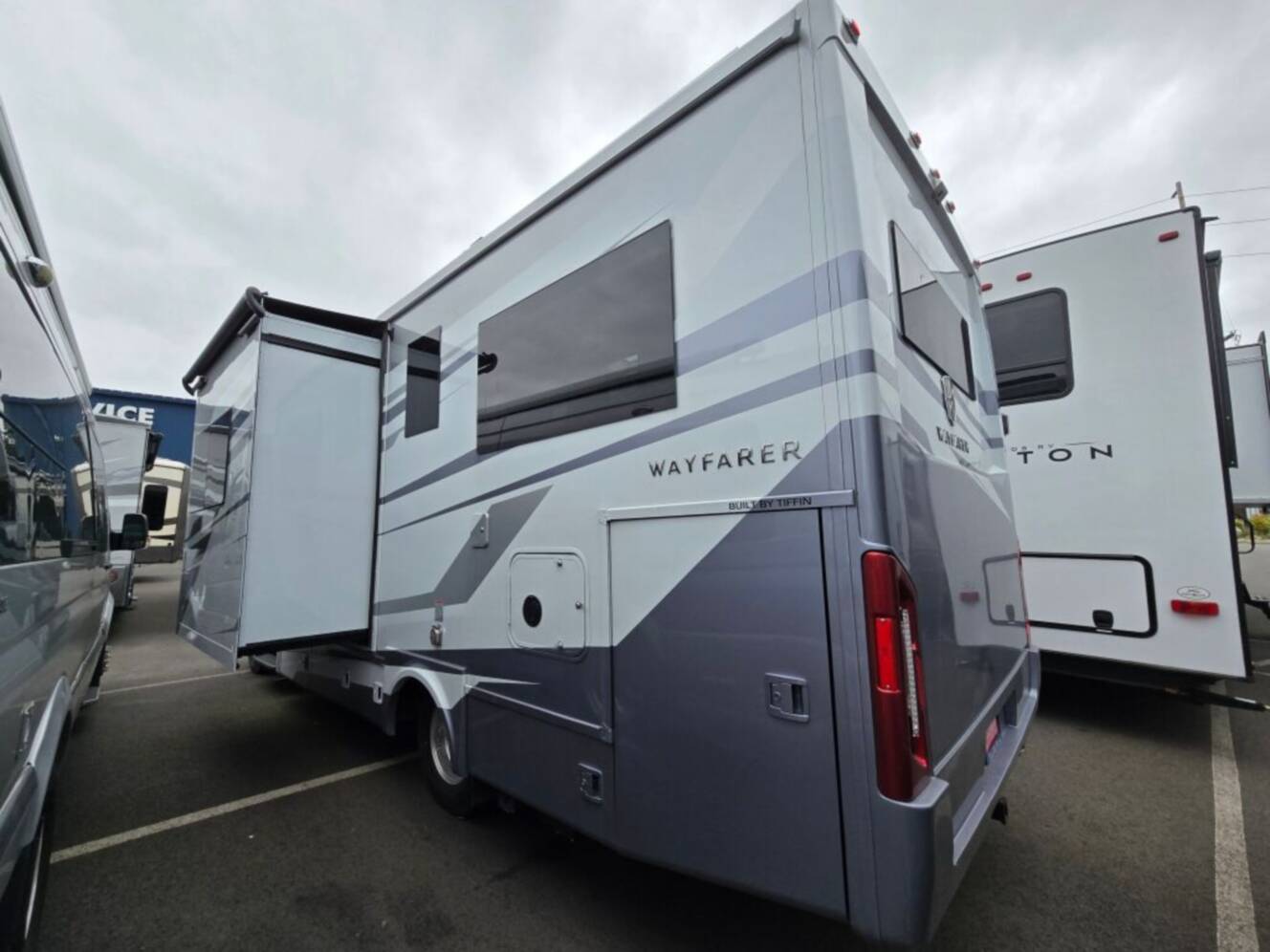 A photo of this 2026 Tiffin Motorhomes Wayfarer 25XLW