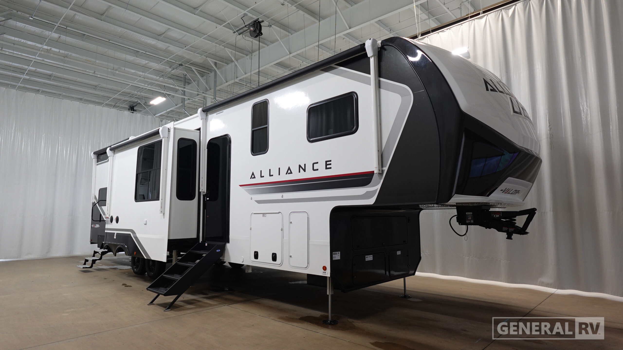2027 Alliance Rv VALOR 37V11 in north canton OH