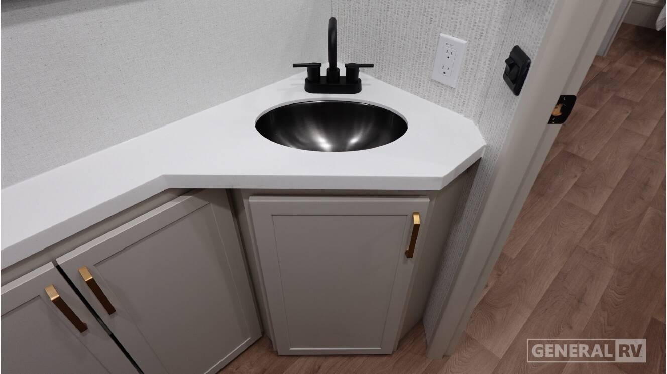 A photo of this 2027 Grand Design IMAGINE 2470BH