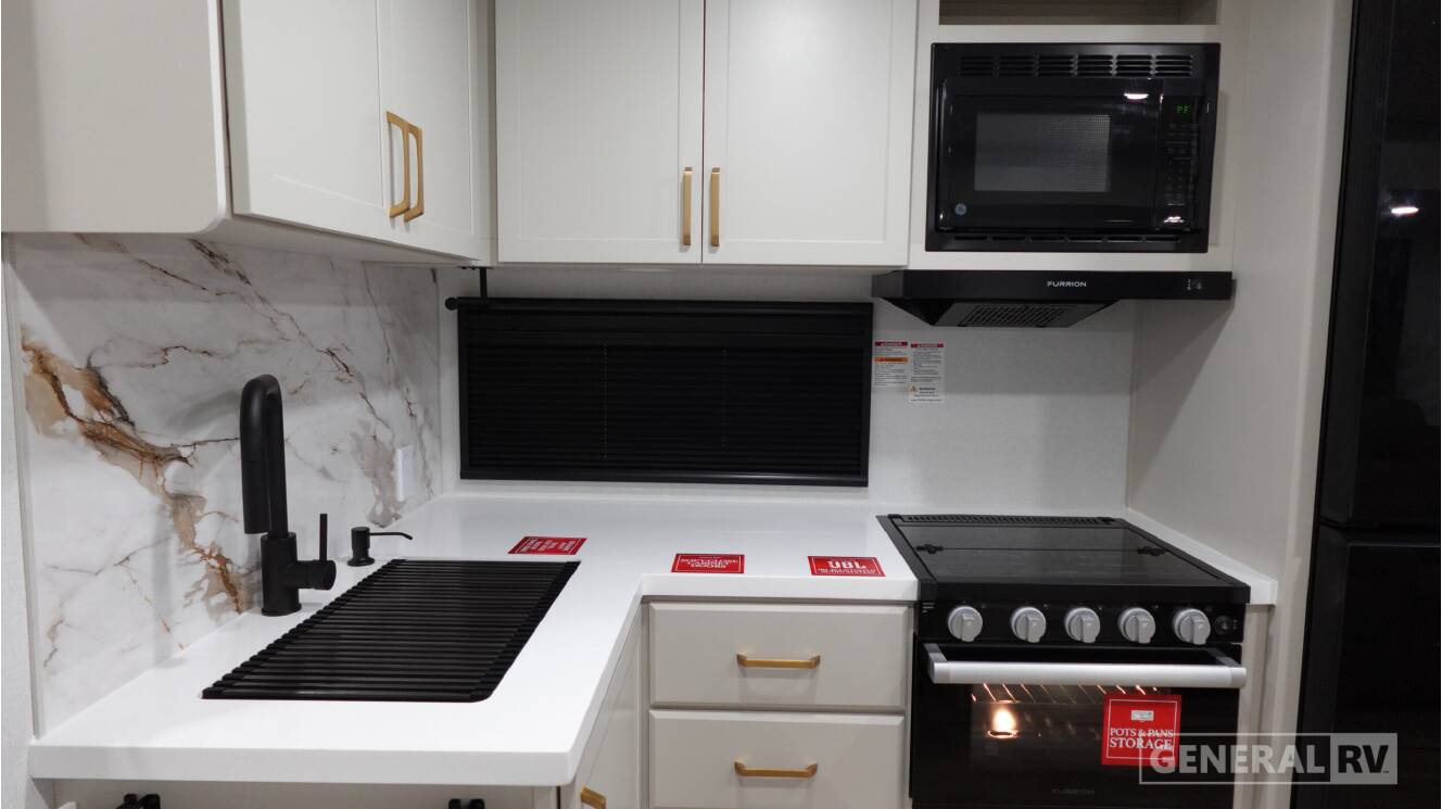 A photo of this 2027 Grand Design IMAGINE 2800BH