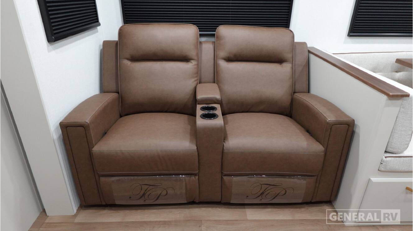 A photo of this 2027 Grand Design IMAGINE 2800BH