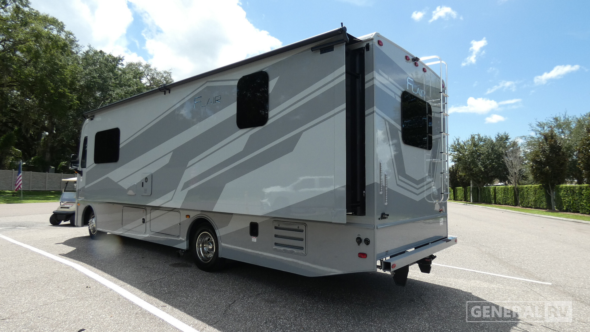 2027 Fleetwood FLAIR 29M in dover FL