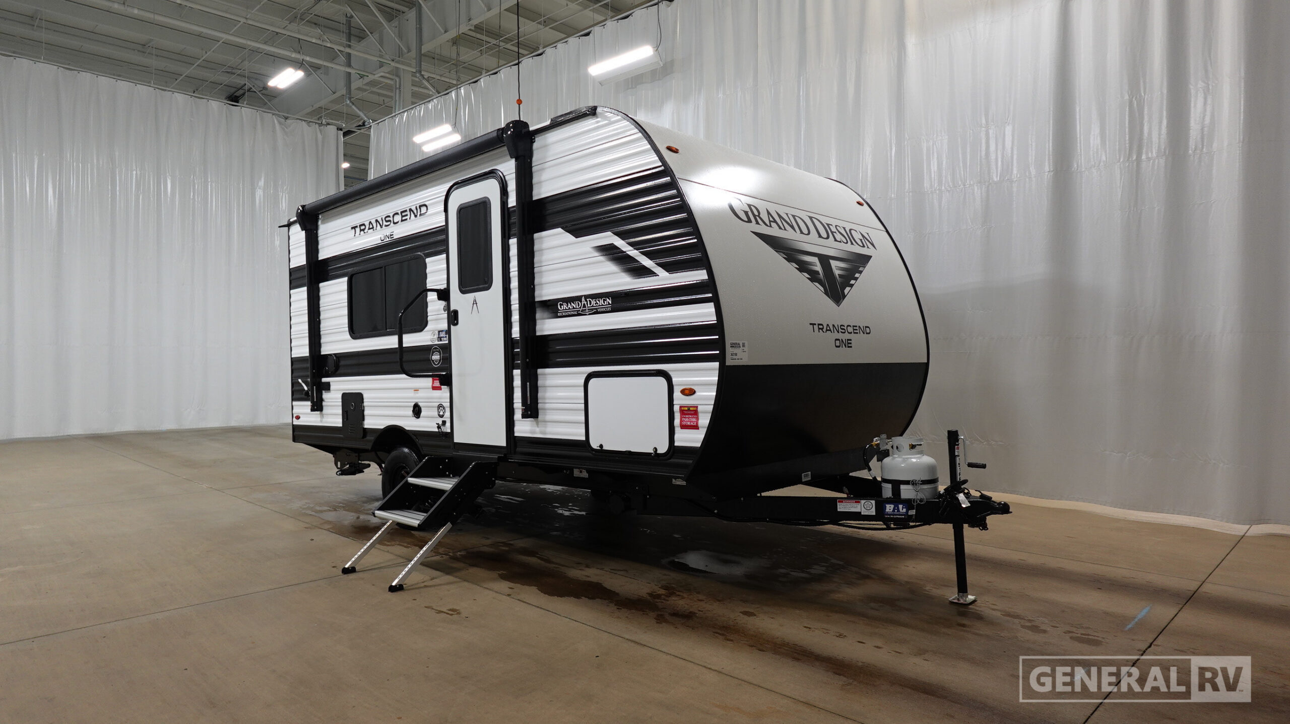 2027 Grand Design TRANSCEND-ONE 151RB in west chester PA